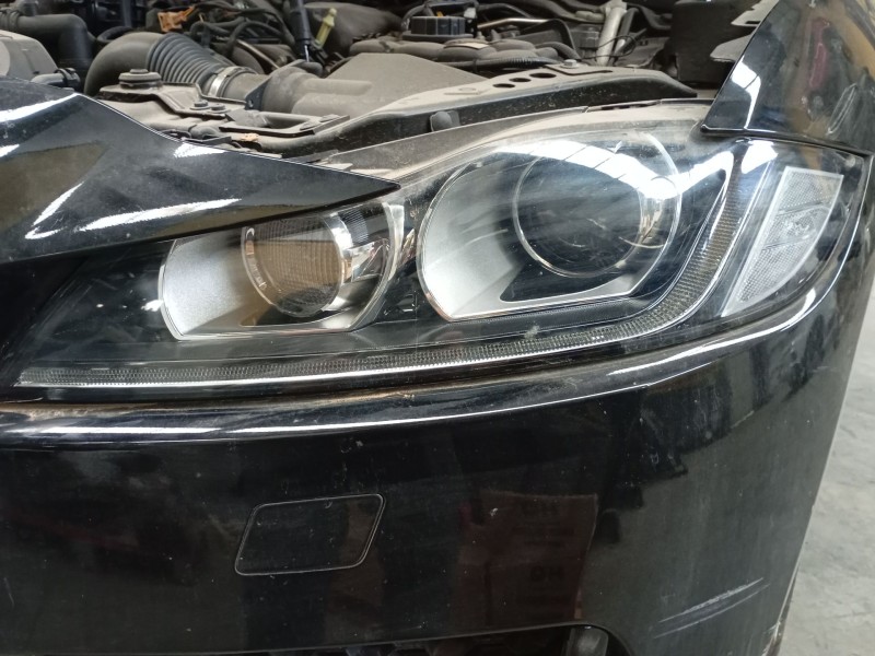 Recambio de faro izquierdo xenon para jaguar f-pace (x761) 3.0 sdv6 awd referencia OEM IAM   