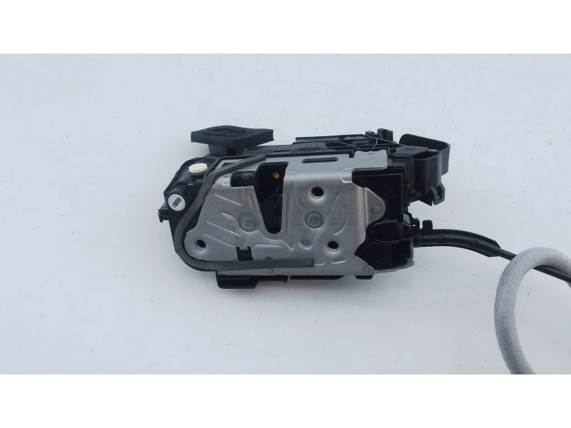 Recambio de cerradura puerta trasera izquierda para skoda karoq (nu7, nd7) 1.5 tsi referencia OEM IAM   