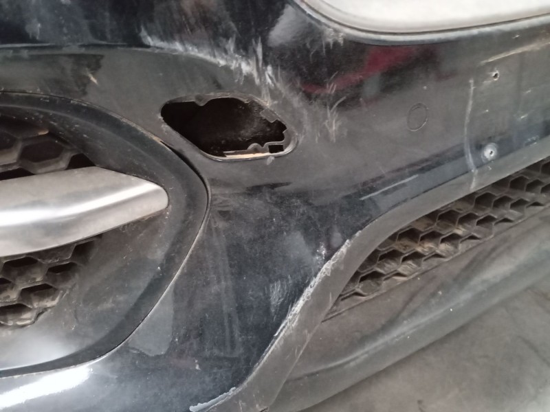 Recambio de paragolpes delantero para jaguar f-pace (x761) 3.0 sdv6 awd referencia OEM IAM   