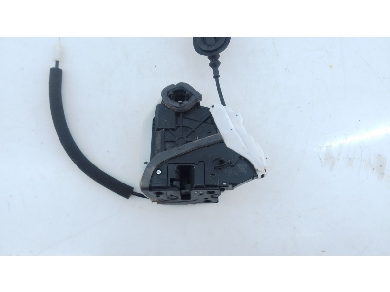 Recambio de cerradura puerta trasera izquierda para renault arkana i (lcm_, ldn_) 1.6 e-tech 145 (ldmu) referencia OEM IAM   