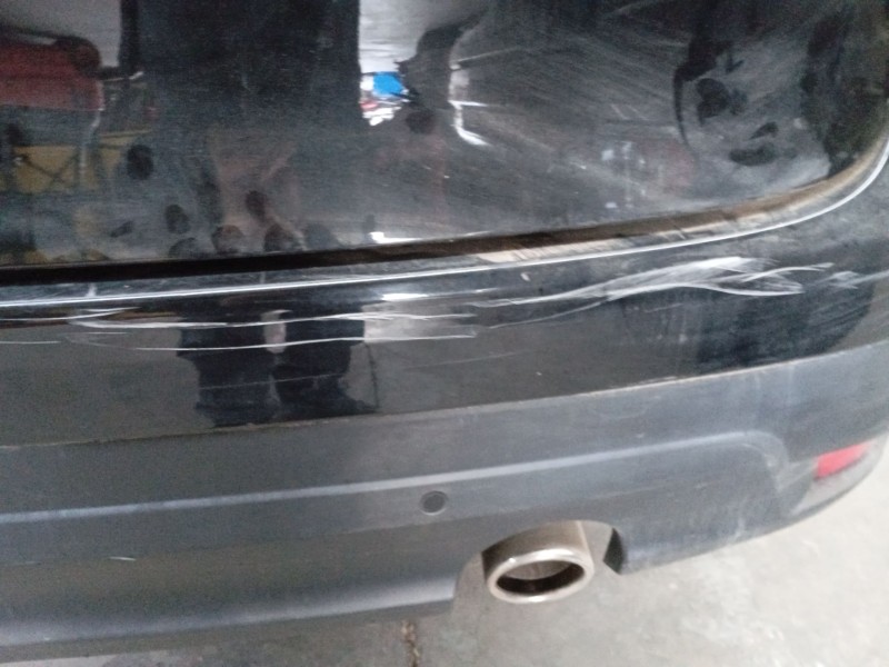 Recambio de paragolpes trasero para jaguar f-pace (x761) 3.0 sdv6 awd referencia OEM IAM   