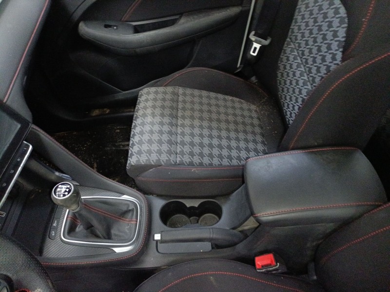 Recambio de consola central para mg zs suv (azs1) 1.5 vti referencia OEM IAM   