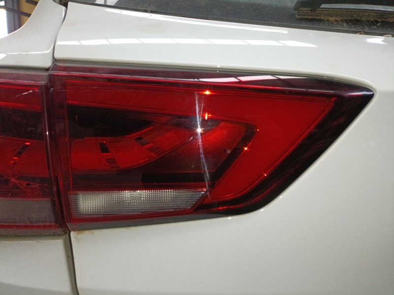 Recambio de piloto trasero izquierdo porton para mg zs suv (azs1) 1.5 vti referencia OEM IAM   