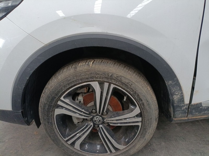 Recambio de aletin delantero izquierdo para mg zs suv (azs1) 1.5 vti referencia OEM IAM   