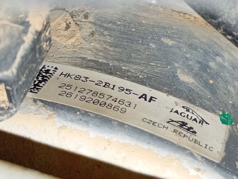 Recambio de servofreno para jaguar f-pace (x761) 3.0 sdv6 awd referencia OEM IAM HK832B195AF  