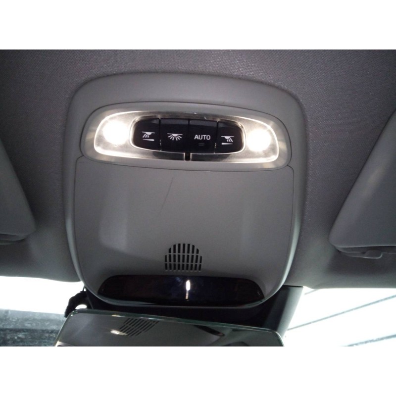 Recambio de luz interior para volvo v40 momentum referencia OEM IAM   