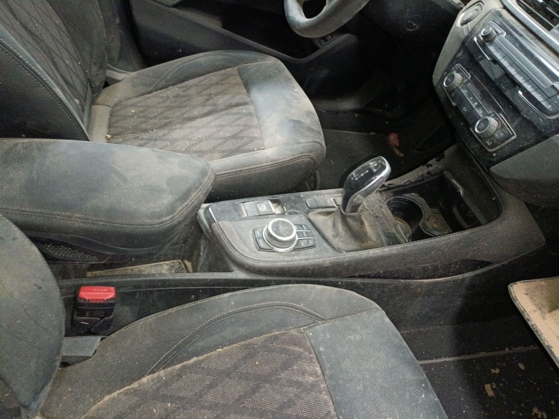 Recambio de consola central para bmw x1 (f48) sdrive 18 d referencia OEM IAM   