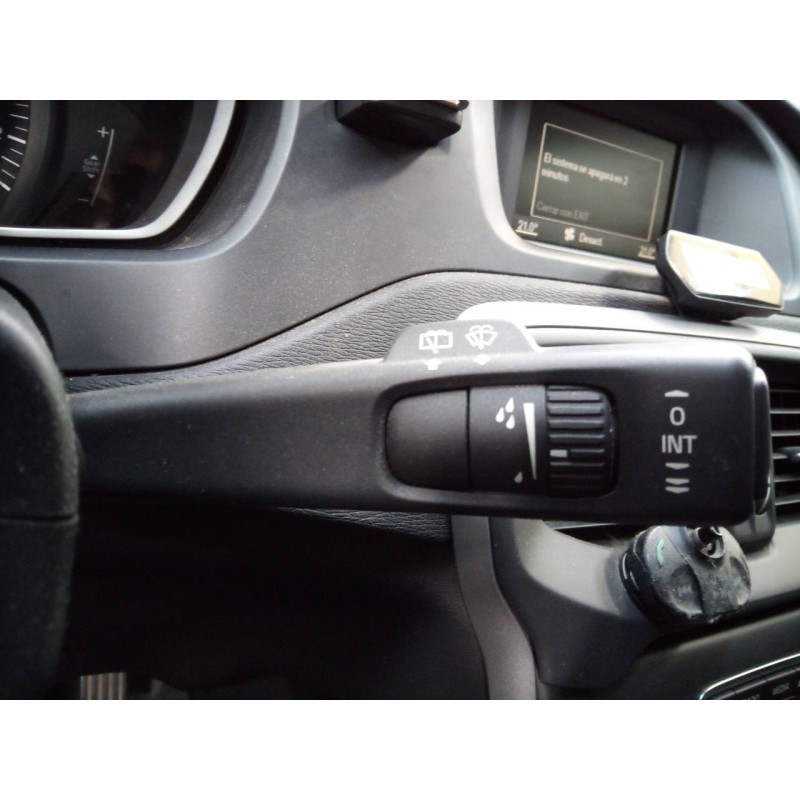 Recambio de mando limpia para volvo v40 momentum referencia OEM IAM   