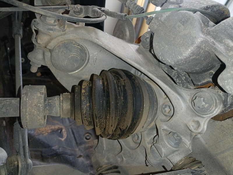 Recambio de mangueta delantera izquierda para bmw x1 (f48) sdrive 18 d referencia OEM IAM   