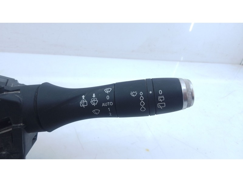 Recambio de mando intermitentes para renault zoe bose referencia OEM IAM   