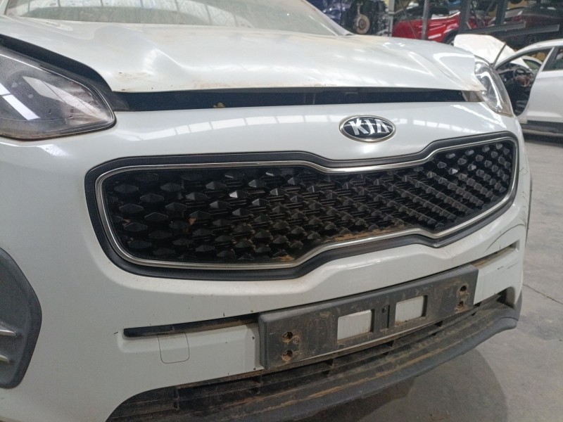 Recambio de rejilla delantera para kia sportage iv (ql, qle) 1.6 gdi referencia OEM IAM   
