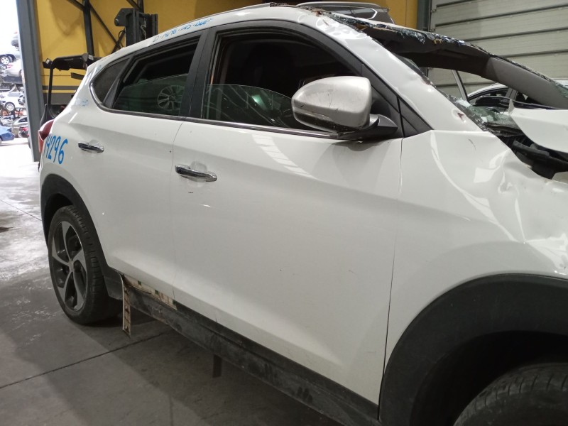 Recambio de puerta delantera derecha para hyundai tucson (tl, tle) 2.0 crdi a las 4 ruedas referencia OEM IAM   