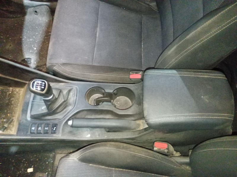 Recambio de consola central para hyundai tucson (tl, tle) 2.0 crdi a las 4 ruedas referencia OEM IAM   