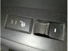 Recambio de mando elevalunas trasero derecho para hyundai tucson (tl, tle) 2.0 crdi a las 4 ruedas referencia OEM IAM   