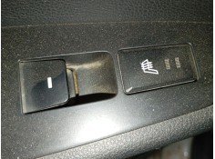 Recambio de mando elevalunas trasero izquierdo para hyundai tucson (tl, tle) 2.0 crdi a las 4 ruedas referencia OEM IAM   