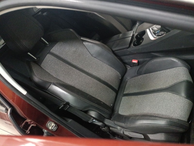 peugeot 3008 ii suv (mc_, mr_, mj_, m4_) del año 2017