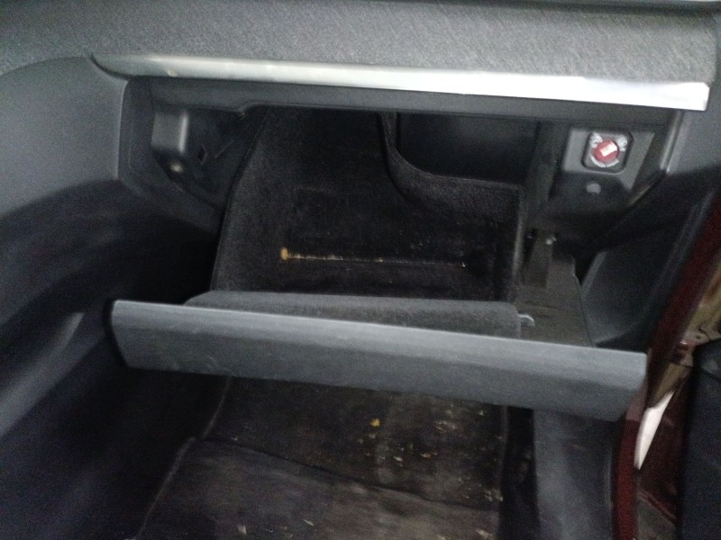 Recambio de guantera para peugeot 3008 ii suv (mc_, mr_, mj_, m4_) 1.6 bluehdi 120 referencia OEM IAM   