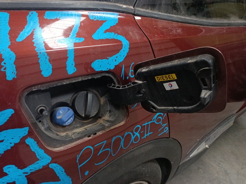 Recambio de tapa exterior combustible para peugeot 3008 ii suv (mc_, mr_, mj_, m4_) 1.6 bluehdi 120 referencia OEM IAM   