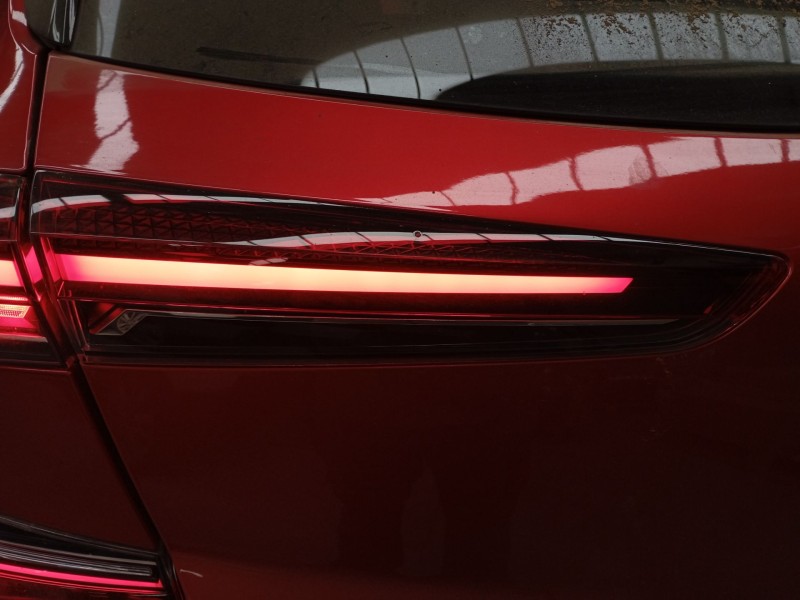 Recambio de piloto trasero izquierdo porton para renault captur ii (hf_) e-tech 160 referencia OEM IAM   