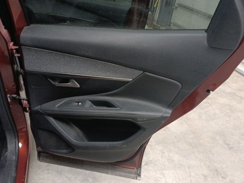 Recambio de guarnecido puerta trasera derecha para peugeot 3008 ii suv (mc_, mr_, mj_, m4_) 1.6 bluehdi 120 referencia OEM IAM  