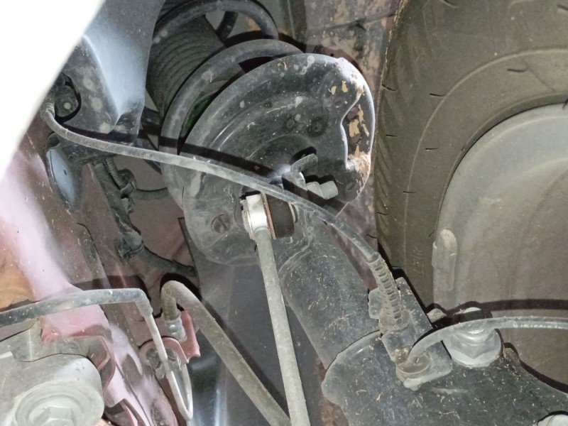 Recambio de amortiguador delantero derecho para renault captur ii (hf_) e-tech 160 referencia OEM IAM   