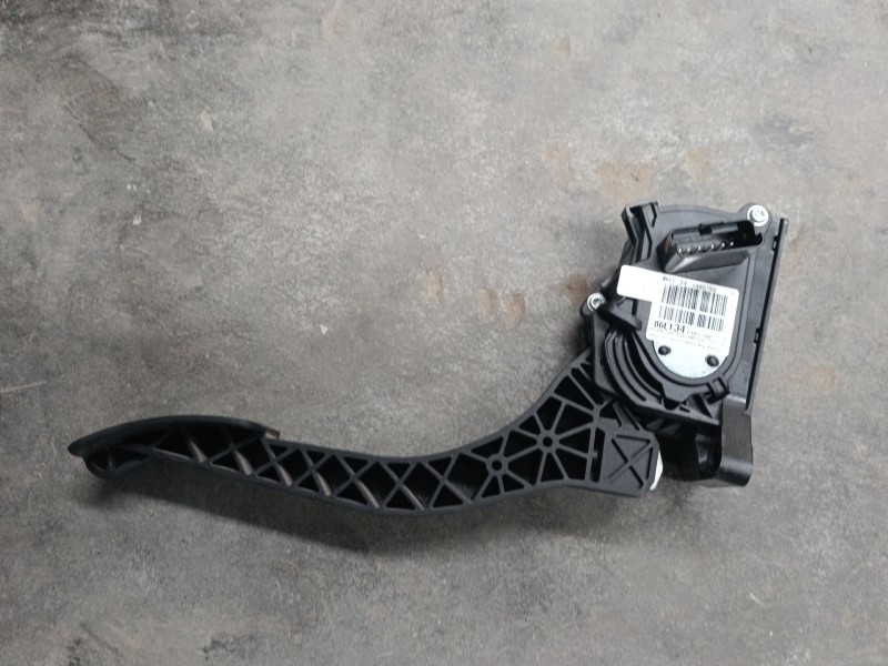 Recambio de pedal acelerador para peugeot 3008 ii suv (mc_, mr_, mj_, m4_) 1.6 bluehdi 120 referencia OEM IAM 9674829180 86ET341