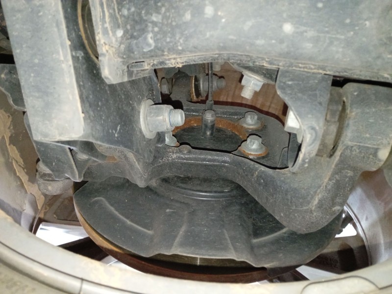 Recambio de mangueta trasera derecha para renault captur ii (hf_) e-tech 160 referencia OEM IAM   