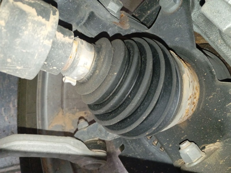 Recambio de transmision delantera izquierda para renault captur ii (hf_) e-tech 160 referencia OEM IAM   