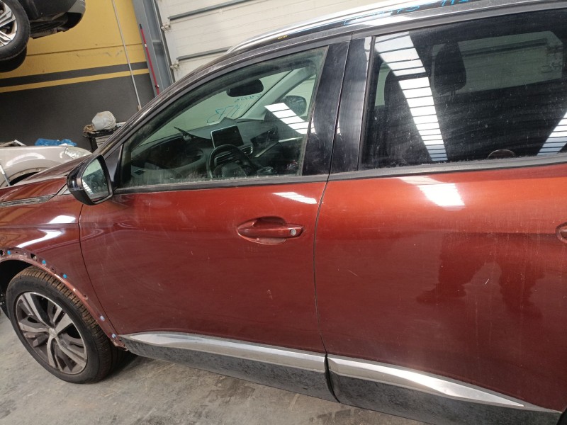 Recambio de puerta delantera izquierda para peugeot 3008 ii suv (mc_, mr_, mj_, m4_) 1.6 bluehdi 120 referencia OEM IAM   