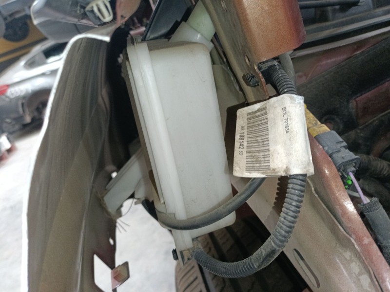 Recambio de deposito limpia para peugeot 3008 ii suv (mc_, mr_, mj_, m4_) 1.6 bluehdi 120 referencia OEM IAM   