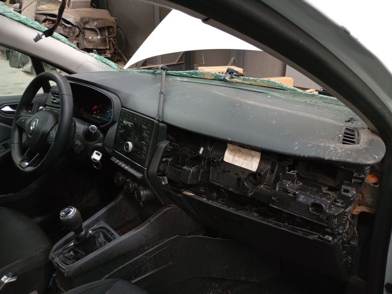 renault clio v (b7_) del año 2020