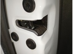 CERRADURA PUERTA DELANTERA IZQUIERDA 