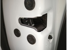 CERRADURA PUERTA TRASERA IZQUIERDA 