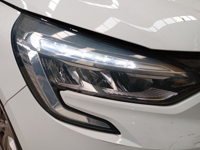 Recambio de faro derecho xenon para renault clio v (b7_) 1.0 lpg (b7mt) referencia OEM IAM   