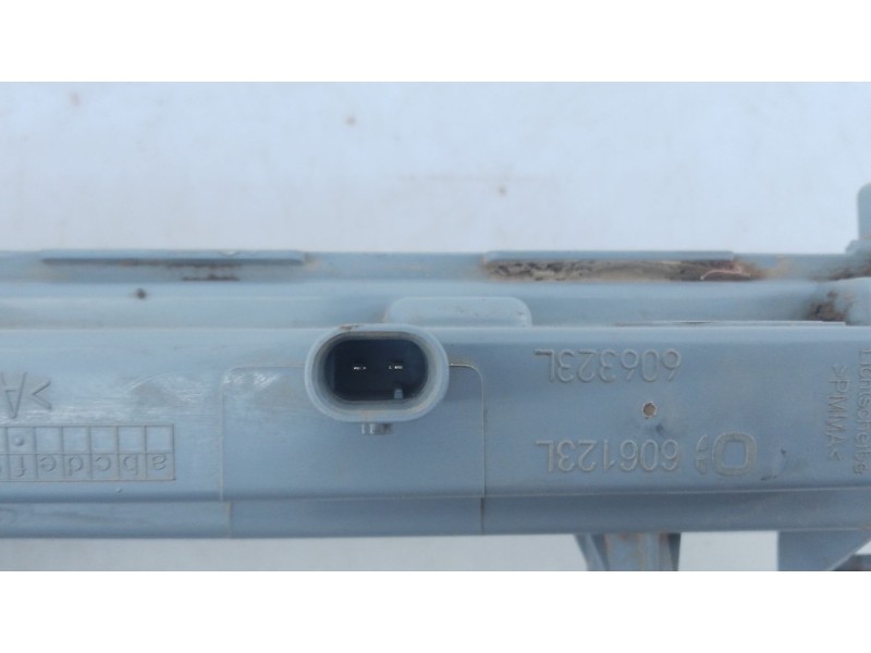 Recambio de piloto delantero izquierdo para mercedes-benz clase b (w246) b 180 cdi be (246.200) referencia OEM IAM A2049069100  