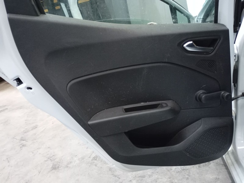 Recambio de guarnecido puerta trasera izquierda para renault clio v (b7_) 1.0 lpg (b7mt) referencia OEM IAM   