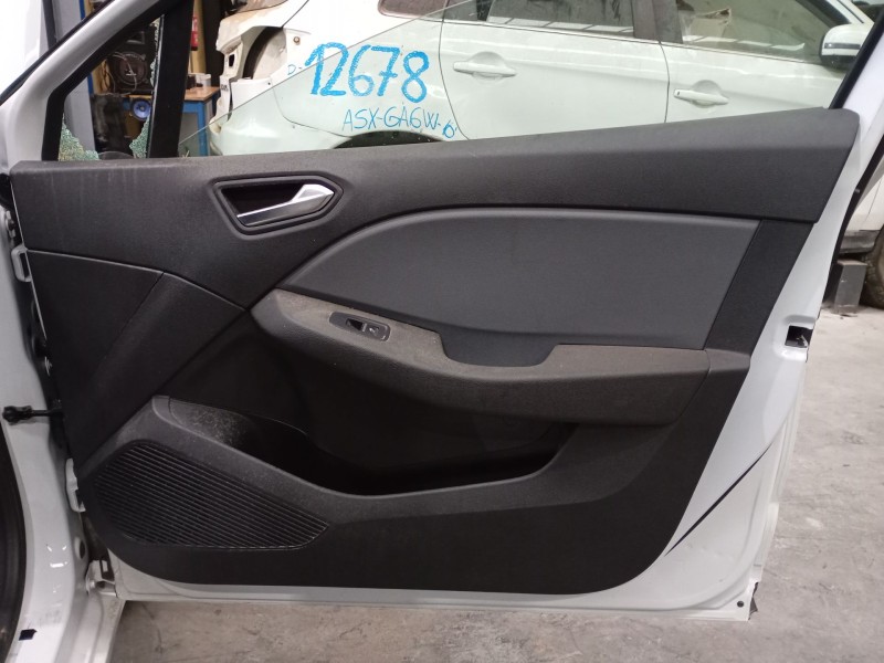 Recambio de guarnecido puerta delantera derecha para renault clio v (b7_) 1.0 lpg (b7mt) referencia OEM IAM   