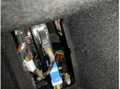 CAJA RELES / FUSIBLES 