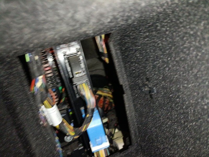 Recambio de caja reles / fusibles para bmw x4 (f26) xdrive 20 d referencia OEM IAM   