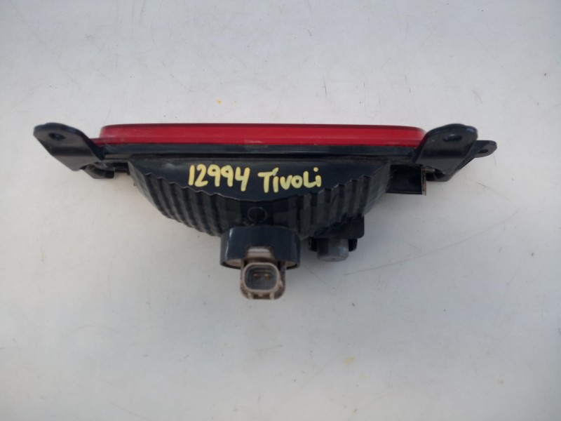 Recambio de piloto trasero central para ssangyong tivoli crystal referencia OEM IAM 8386035000  E1-B3-51-2