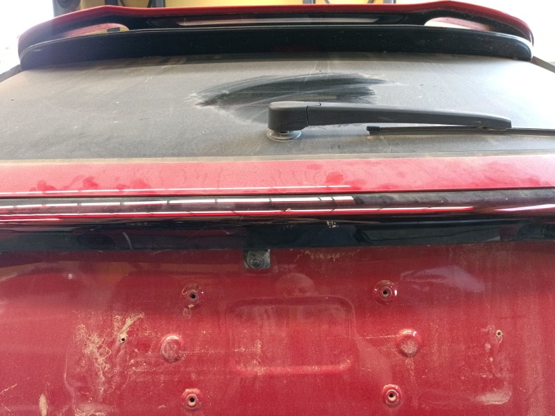 Recambio de piloto trasero central para omoda 5 290t referencia OEM IAM   