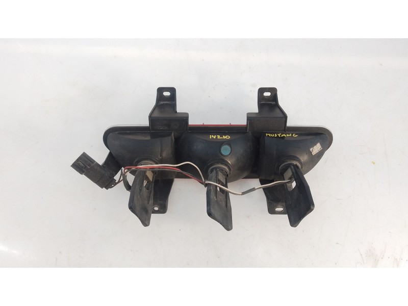 Recambio de piloto trasero central para ford usa mustang coupé 2.3 ecoboost referencia OEM IAM FR3B155CCB  E2-B3-3-1