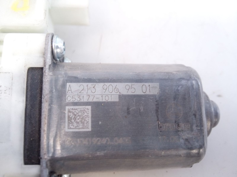 Recambio de motor elevalunas delantero derecho para mercedes-benz clase c (w205) lim. c 220 bluetec / d (205.004) referencia OEM