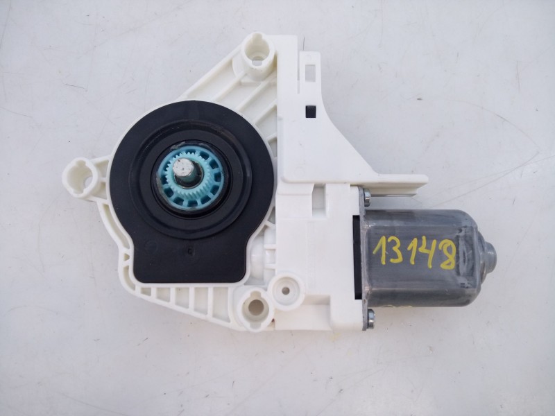 Recambio de motor elevalunas trasero derecho para audi q3 (8ub, 8ug) 2.0 tdi quattro referencia OEM IAM 8K0959812A  E1-B6-55-2