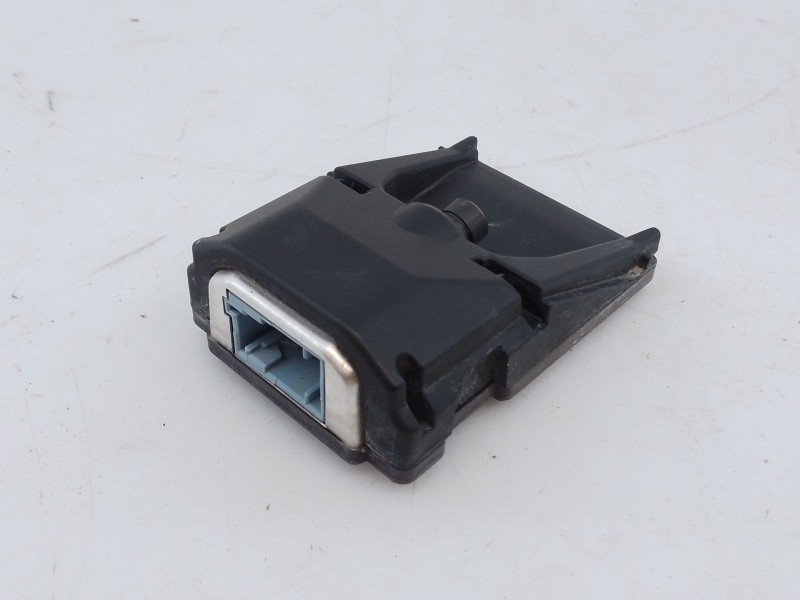 Recambio de modulo electronico para peugeot 508 referencia OEM IAM 9831386680  E3-B2-45-1