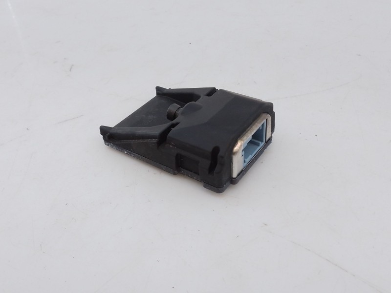 Recambio de modulo electronico para peugeot 5008 referencia OEM IAM 9829338880  E3-B2-45-1