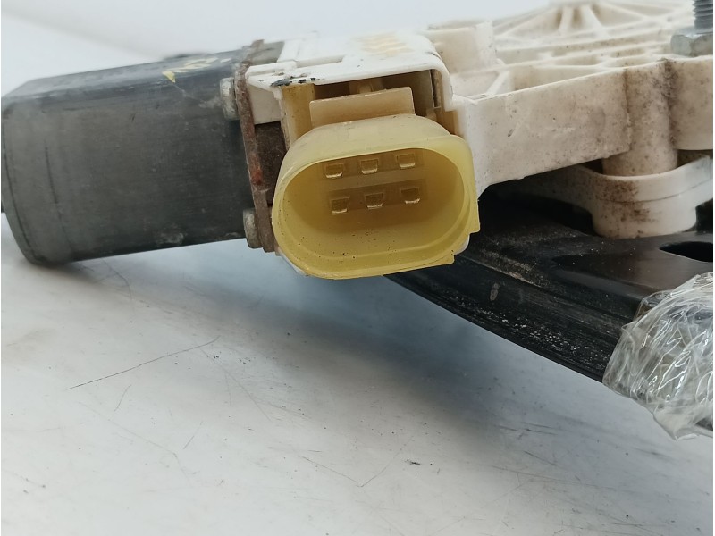 Recambio de elevalunas delantero izquierdo para bmw 3 (e90) 320 d referencia OEM IAM 6927027  E1-A3-51-1