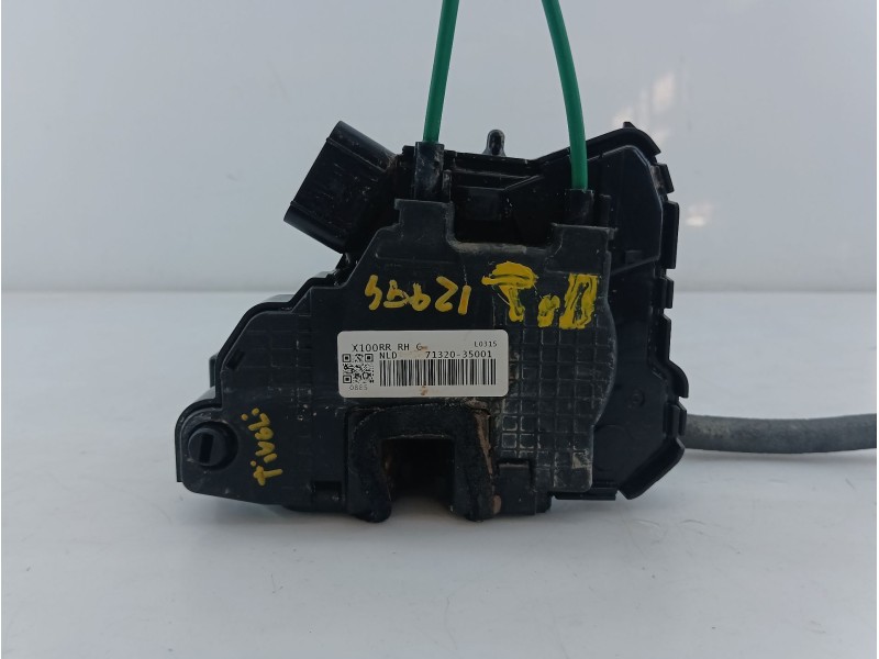 Recambio de cerradura puerta trasera derecha para ssangyong tivoli crystal referencia OEM IAM  7132035001 E1-B3-51-1