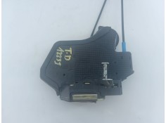 Recambio de cerradura puerta trasera derecha para mercedes-benz clase c (w202) berlina 1.8 16v cat referencia OEM IAM   E1-A2-51