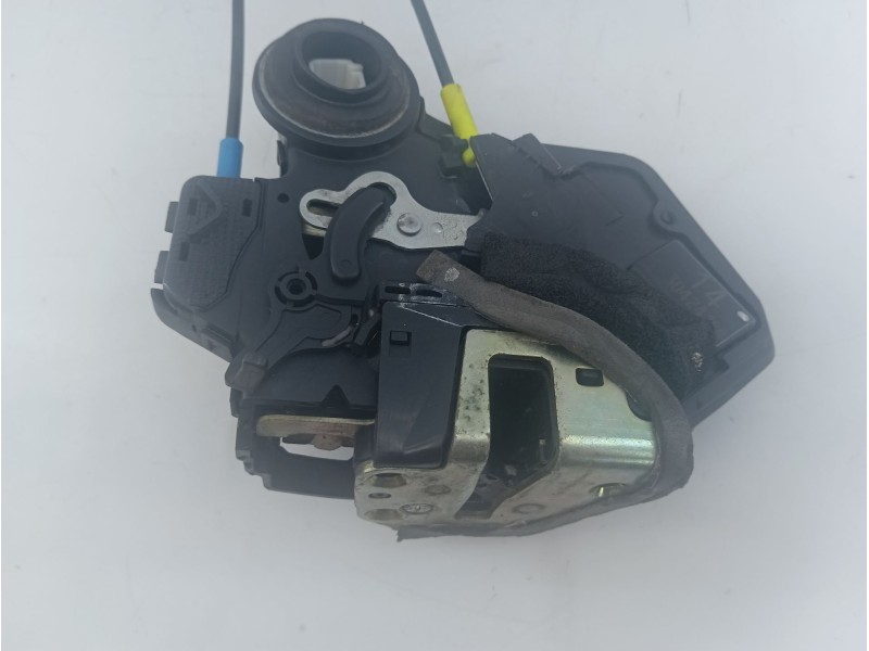 Recambio de cerradura puerta trasera derecha para mercedes-benz clase c (w202) berlina 1.8 16v cat referencia OEM IAM   E1-A2-51